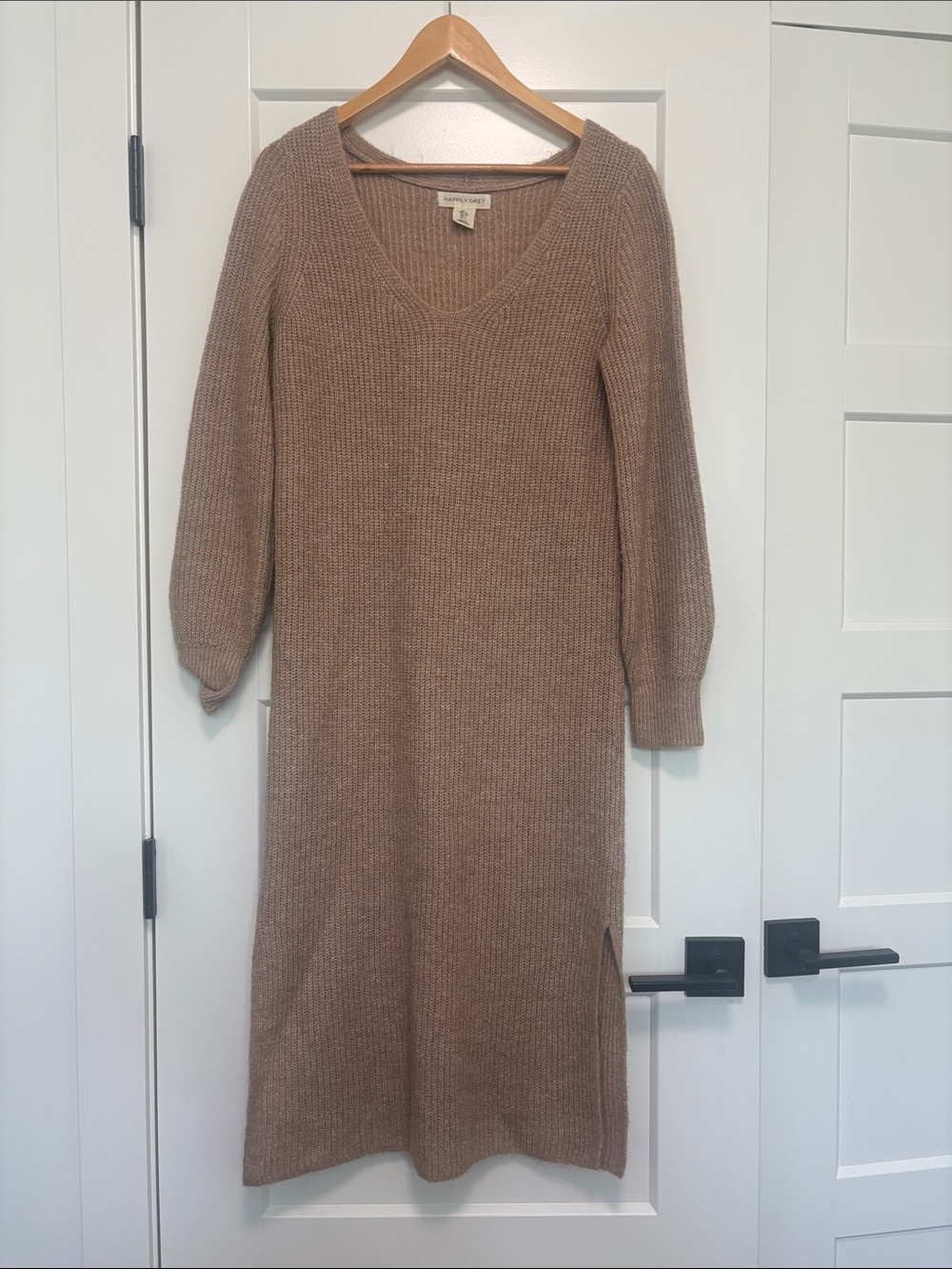 Everlane Taupe Ribbed V-Neck Long-Sleeve Knit Dress